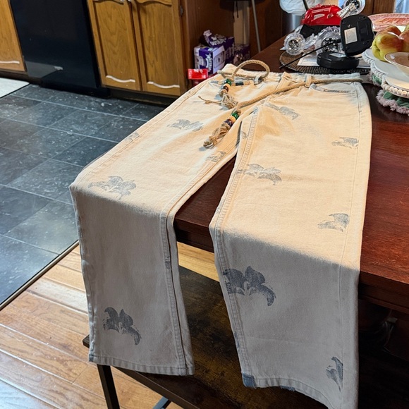 We The Free Denim - We The Free slouchy Geranium Straight Leg Jeans with beaded belt